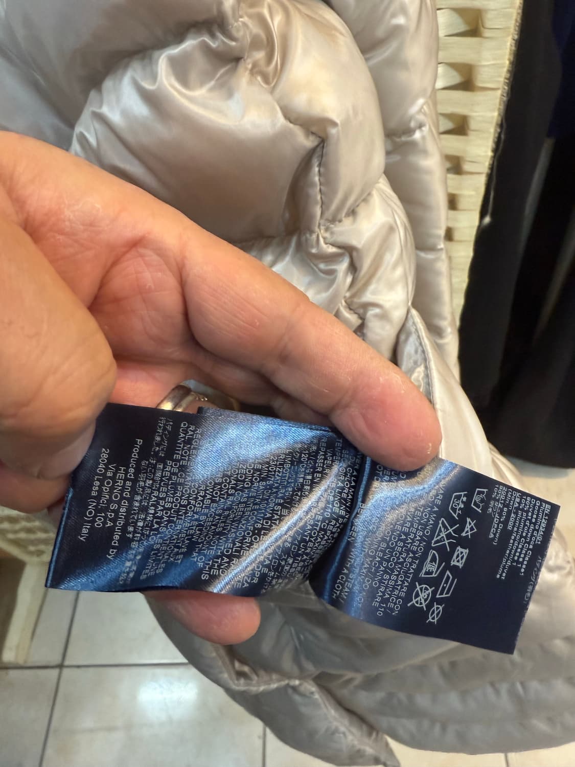 40/55 정품 에르노 아멜리아 하이넥 패딩 팝니다 상품이미지6