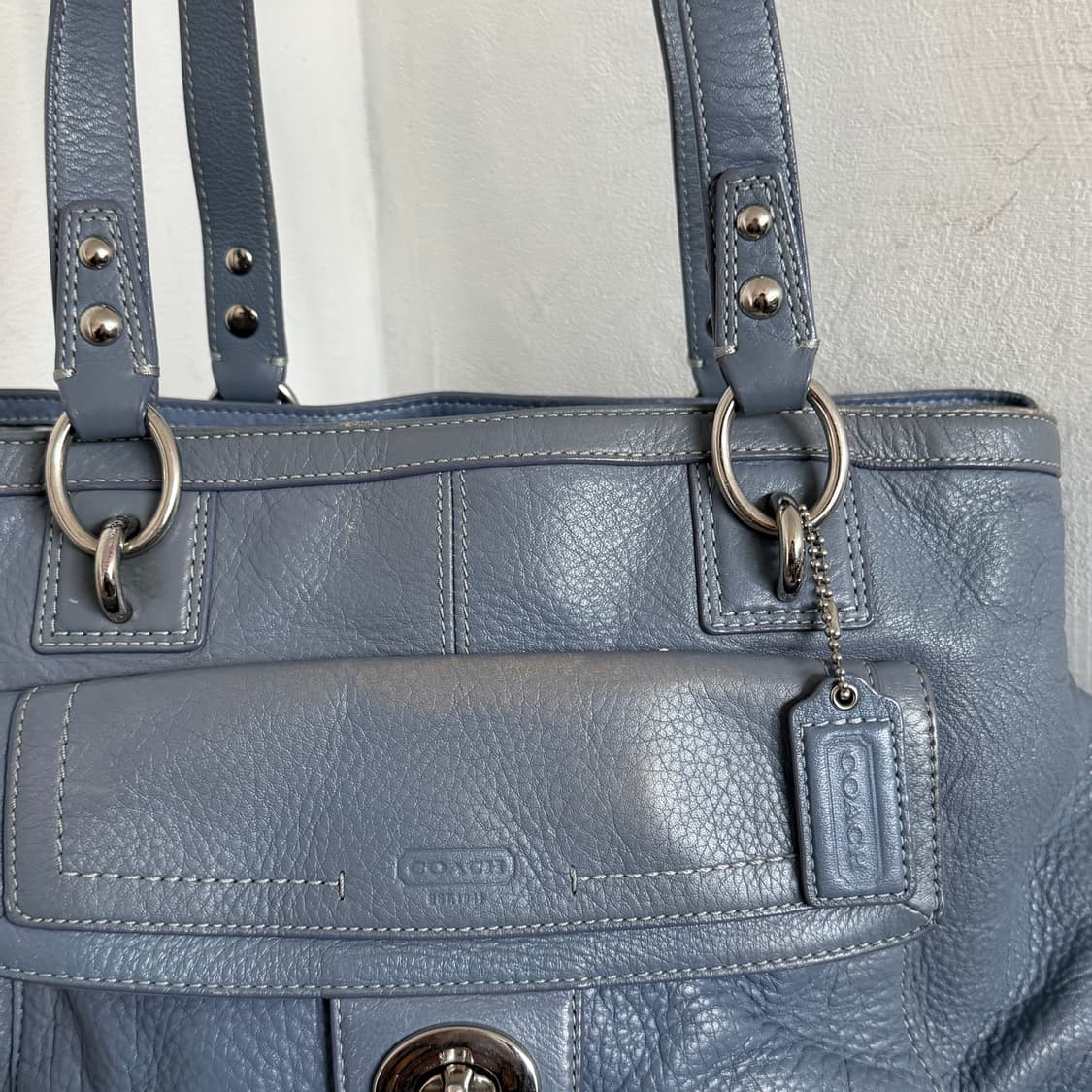 Coach vintage leather shoulder bag 상품이미지3