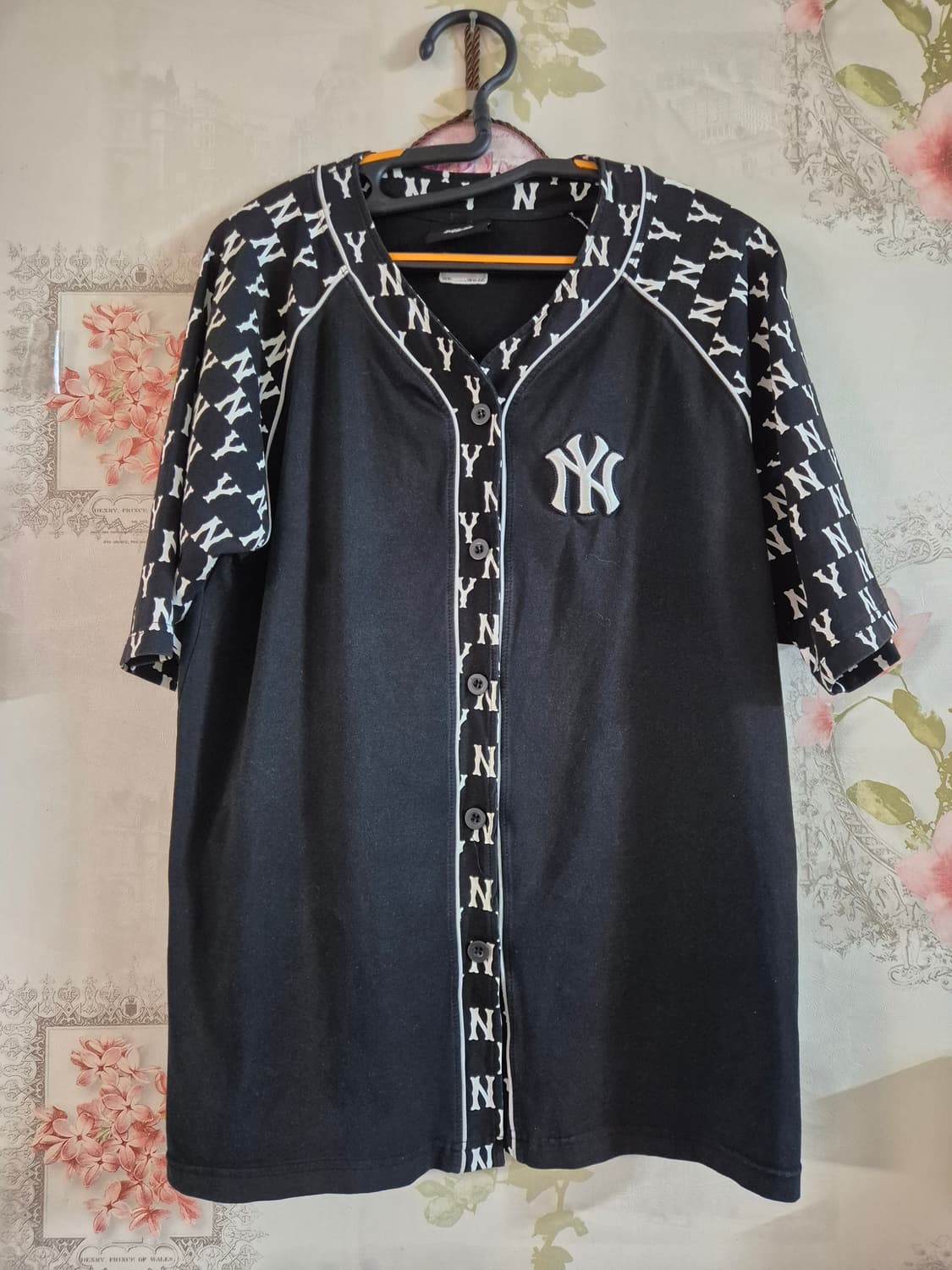 MLB 뉴욕양키스 모노그램 셔츠  남녀공용 상품이미지1
