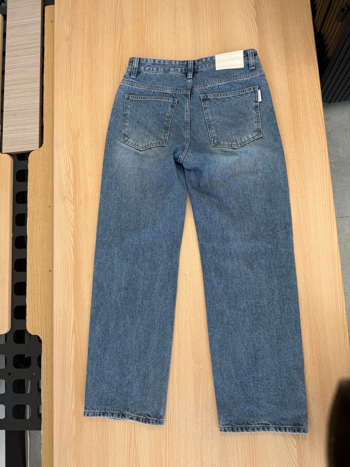 플랙 x 런업 콜라보 데님 라이트 블루 상품이미지4