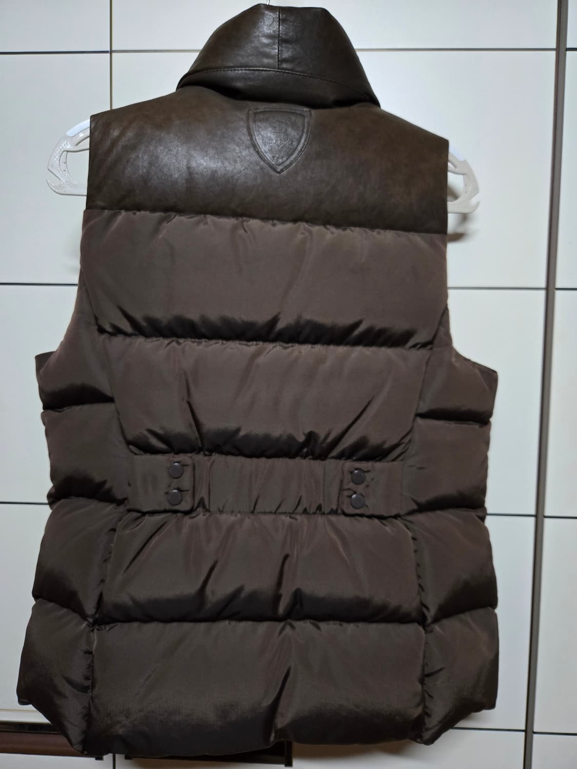 빈폴 여성 양가죽 구스다운 패딩조끼 상품이미지4