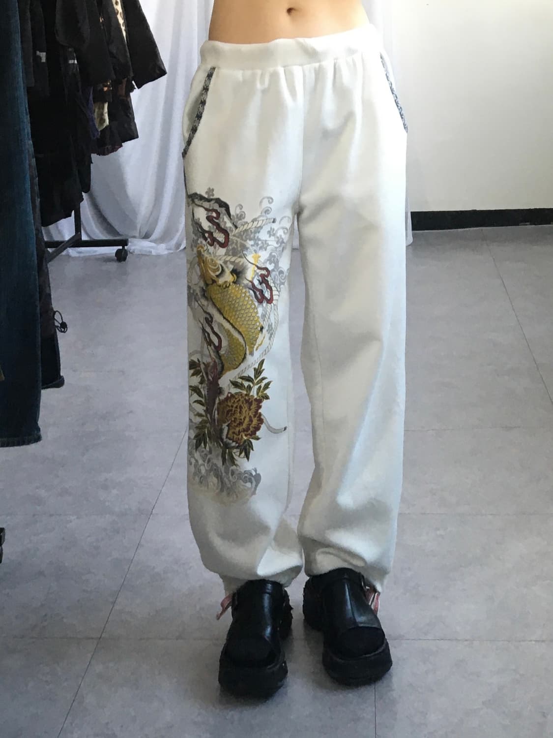Oriental printing sweat pants 상품이미지1