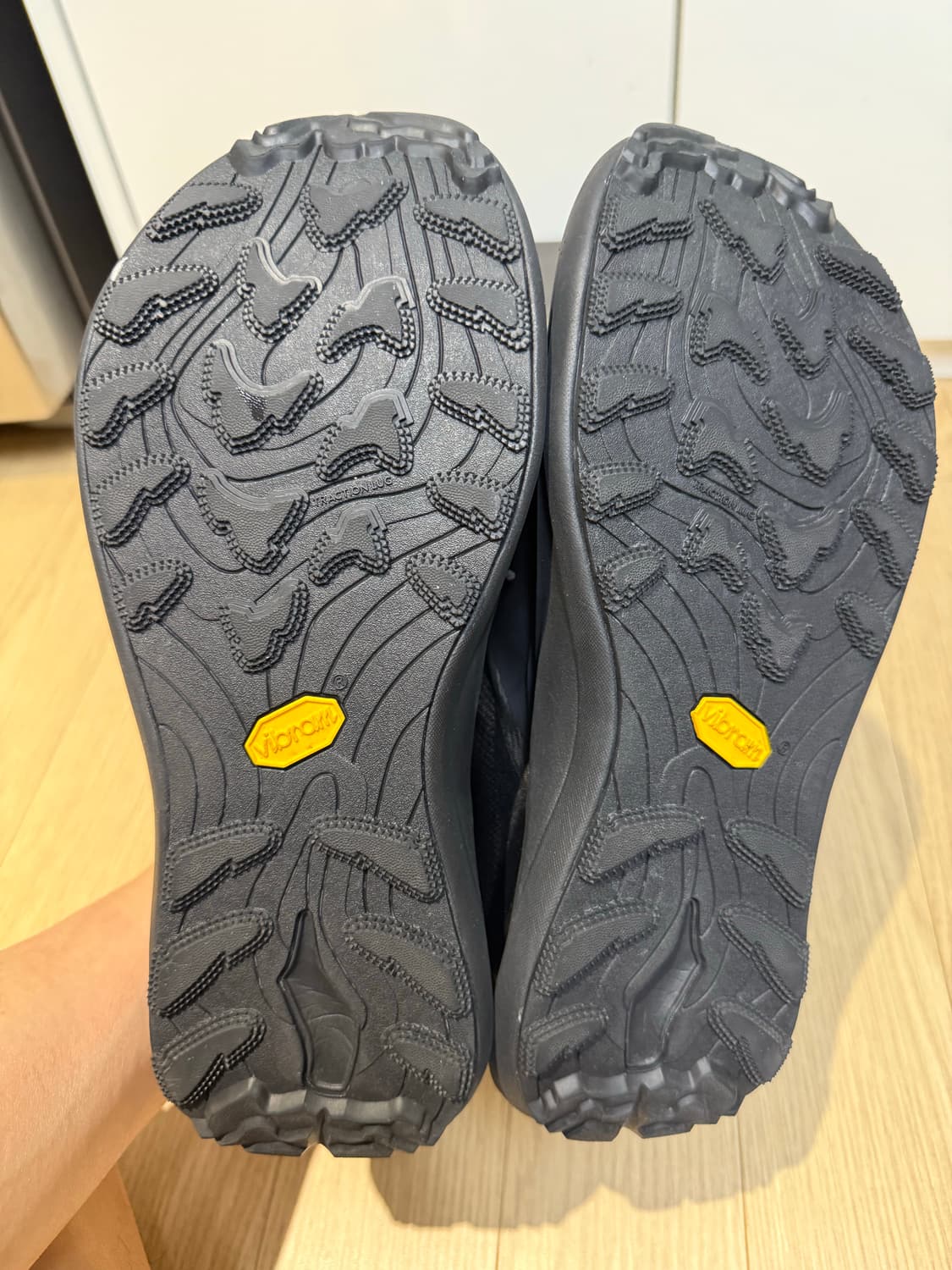 로아 셀라 42사이즈 상품이미지5