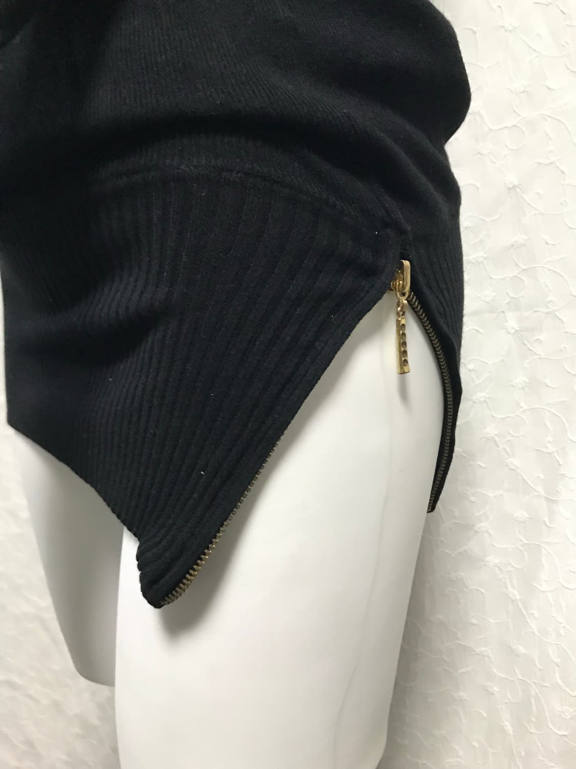 빈티지 세실맥비 갸루 금장 체인 오프숄더 니트 원피스 상품이미지4