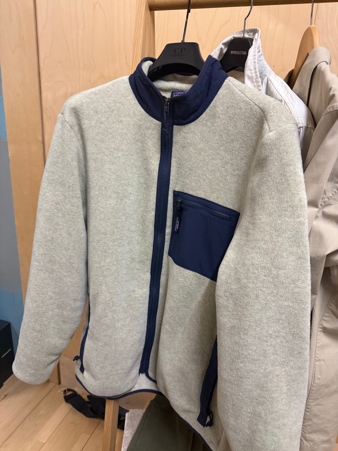 파타고니아 오트밀 신칠라 집업 상품이미지1