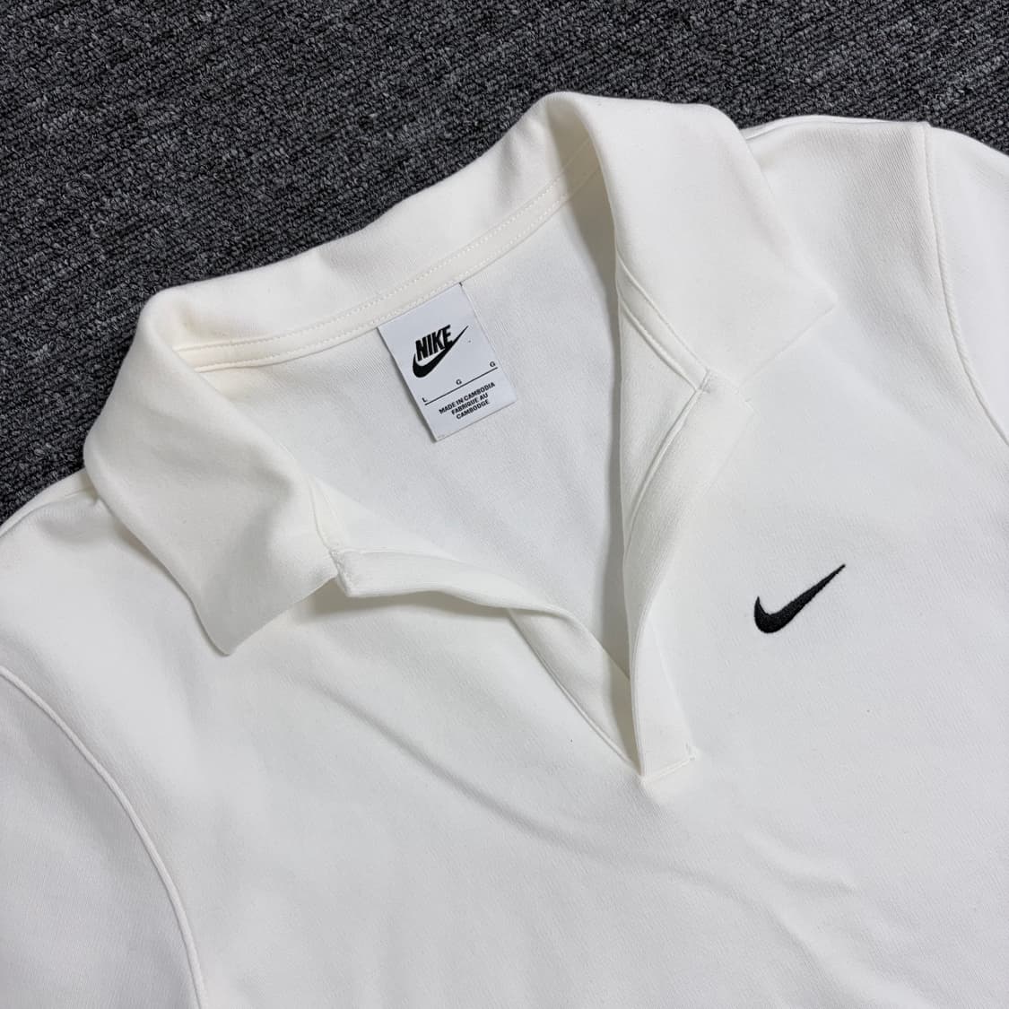 나이키 에센셜 크롭 폴로 탑 상품이미지2