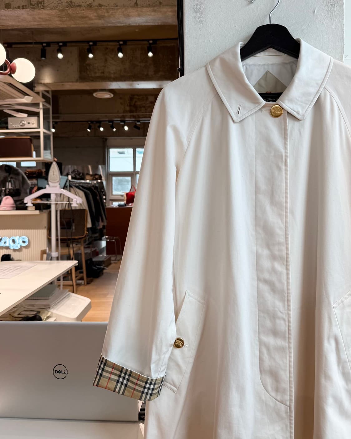 버버리 아이보리 클래식 트렌치 코트  상품이미지4