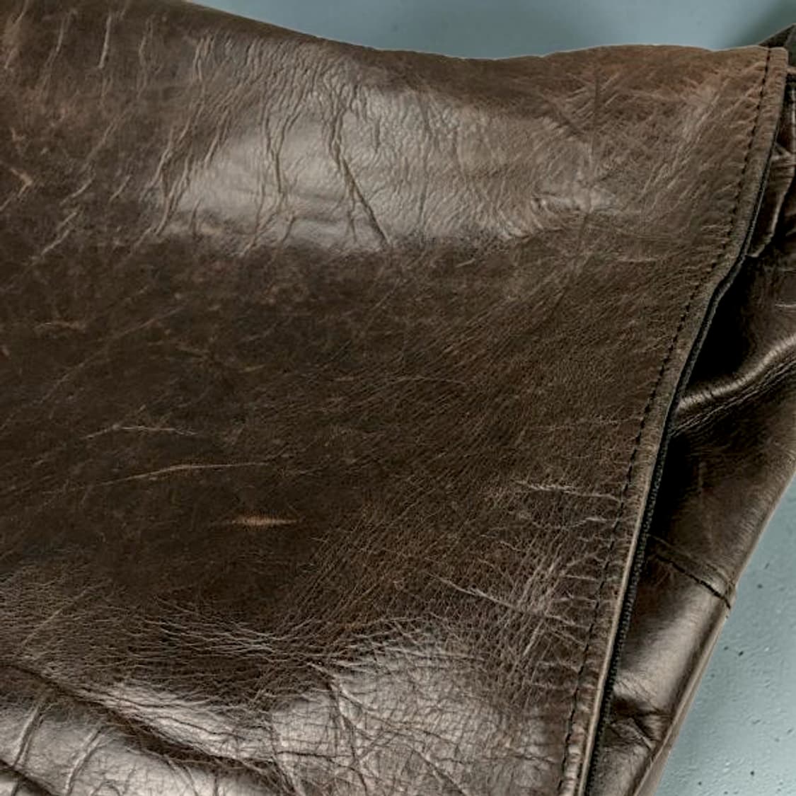 Jas M.B. 쟈스엠비 빈티지 가공 레더 메신저백 이탈리아 장인 포터 상품이미지6