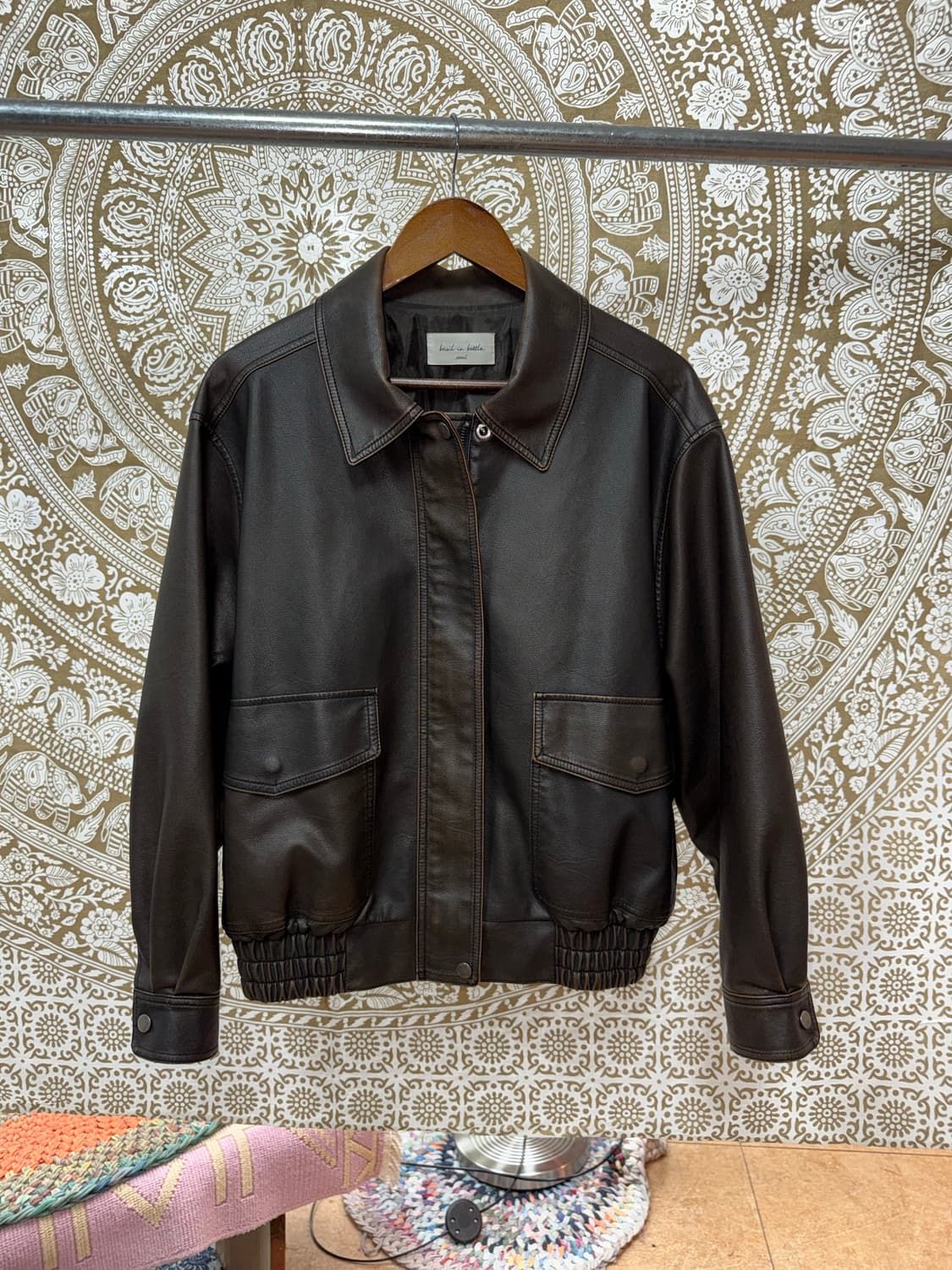 Basil in bottle 워싱 가죽 블루종 자켓  상품이미지3