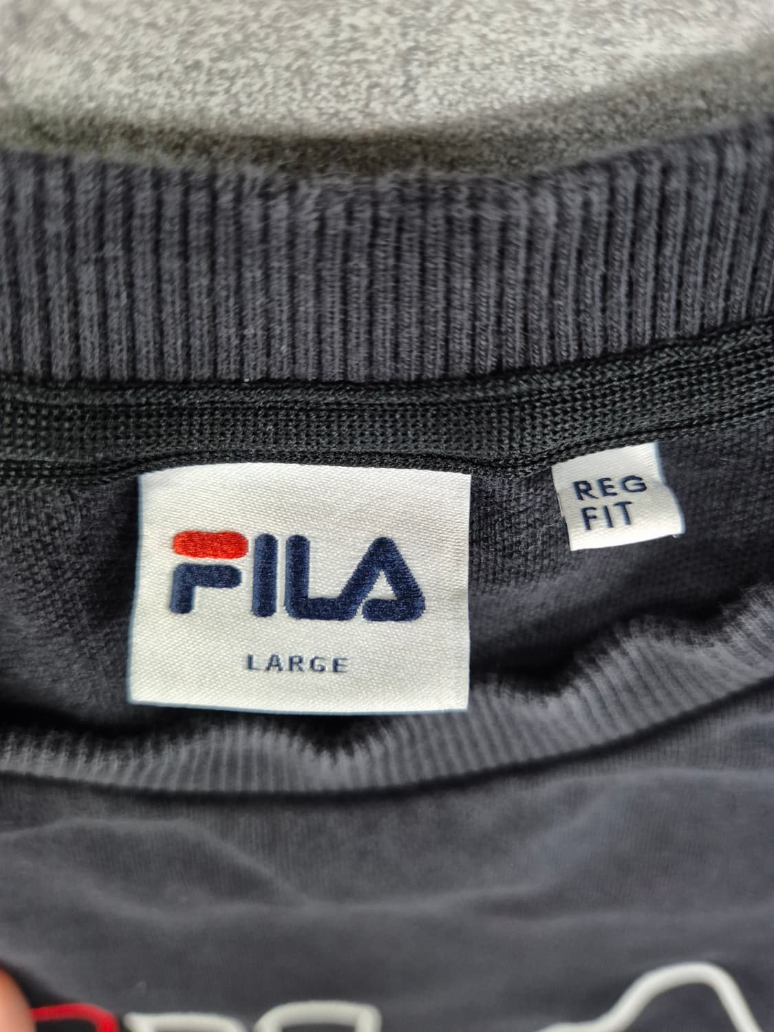FILA 맨투맨 상품이미지1