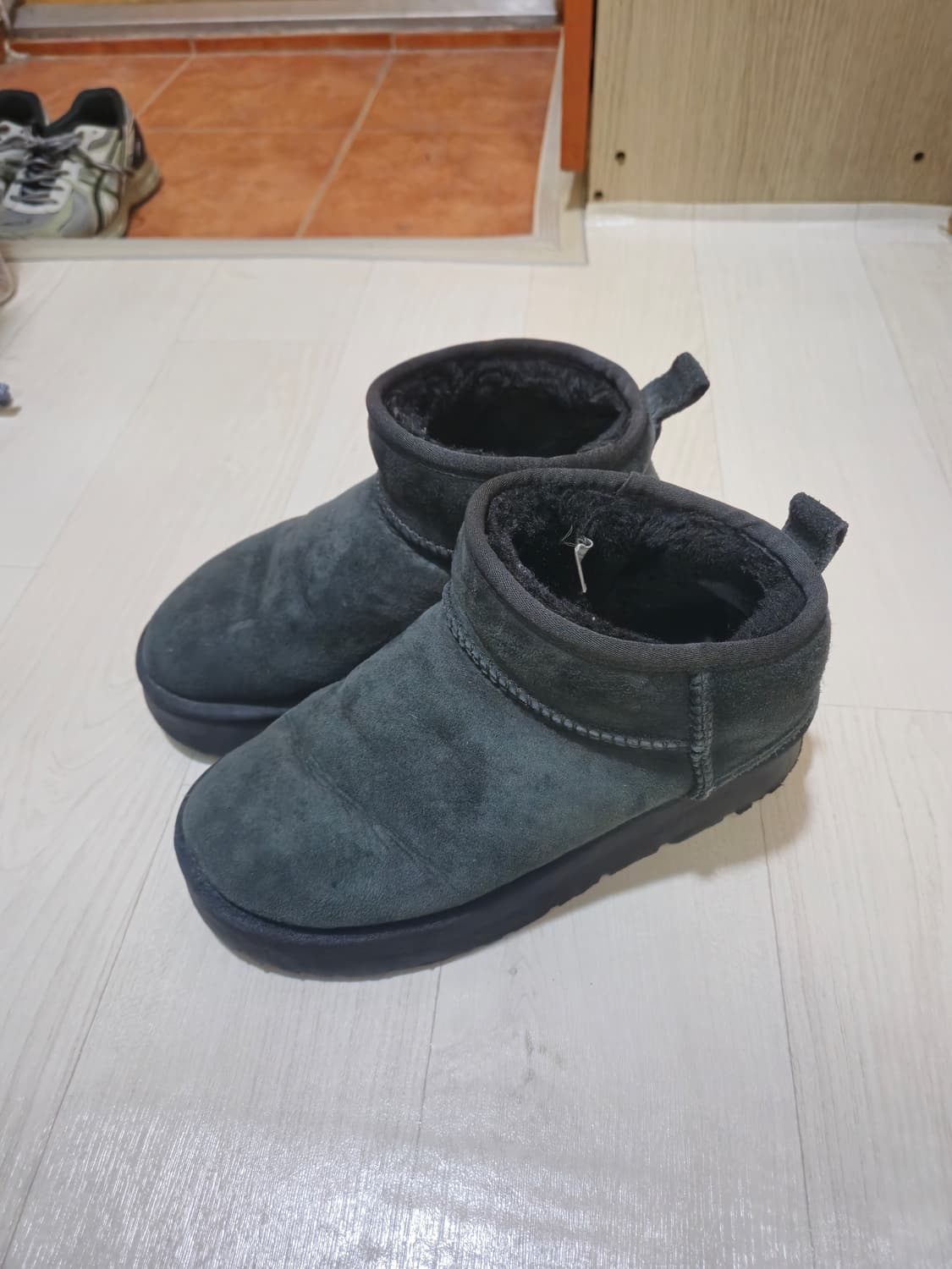 호주 UGG) 울트라 미니  통굽 플랫폼 어그 상품이미지1