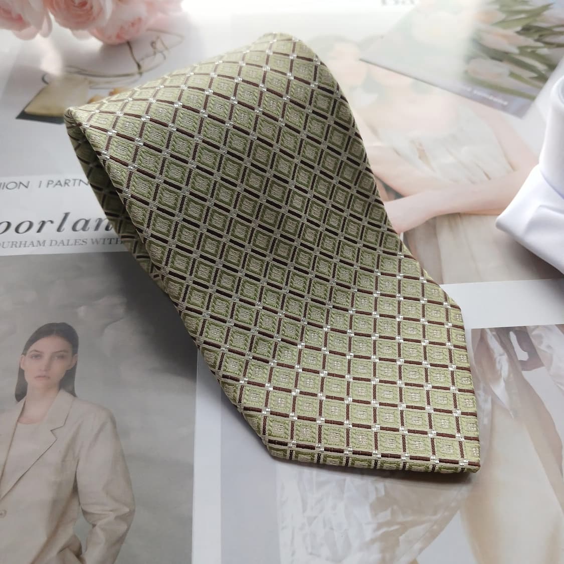 아쿠아스큐텀 라이트그린 체크 패턴 넥타이 9.3cm A+등급 A18575 상품이미지2