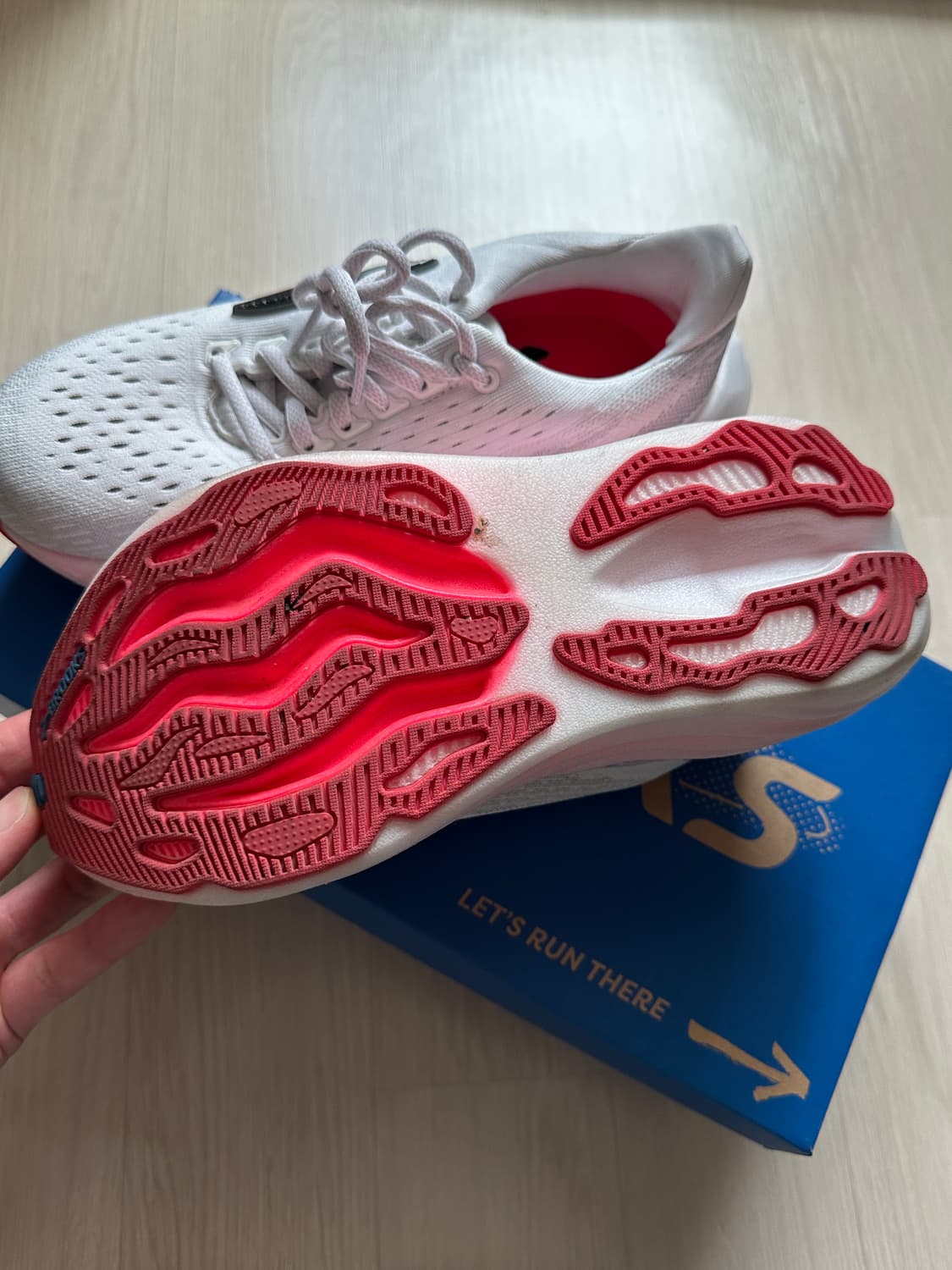 브룩스 러닝 글리세린 맥스 화이트/핑크 225 EU36 상품이미지5