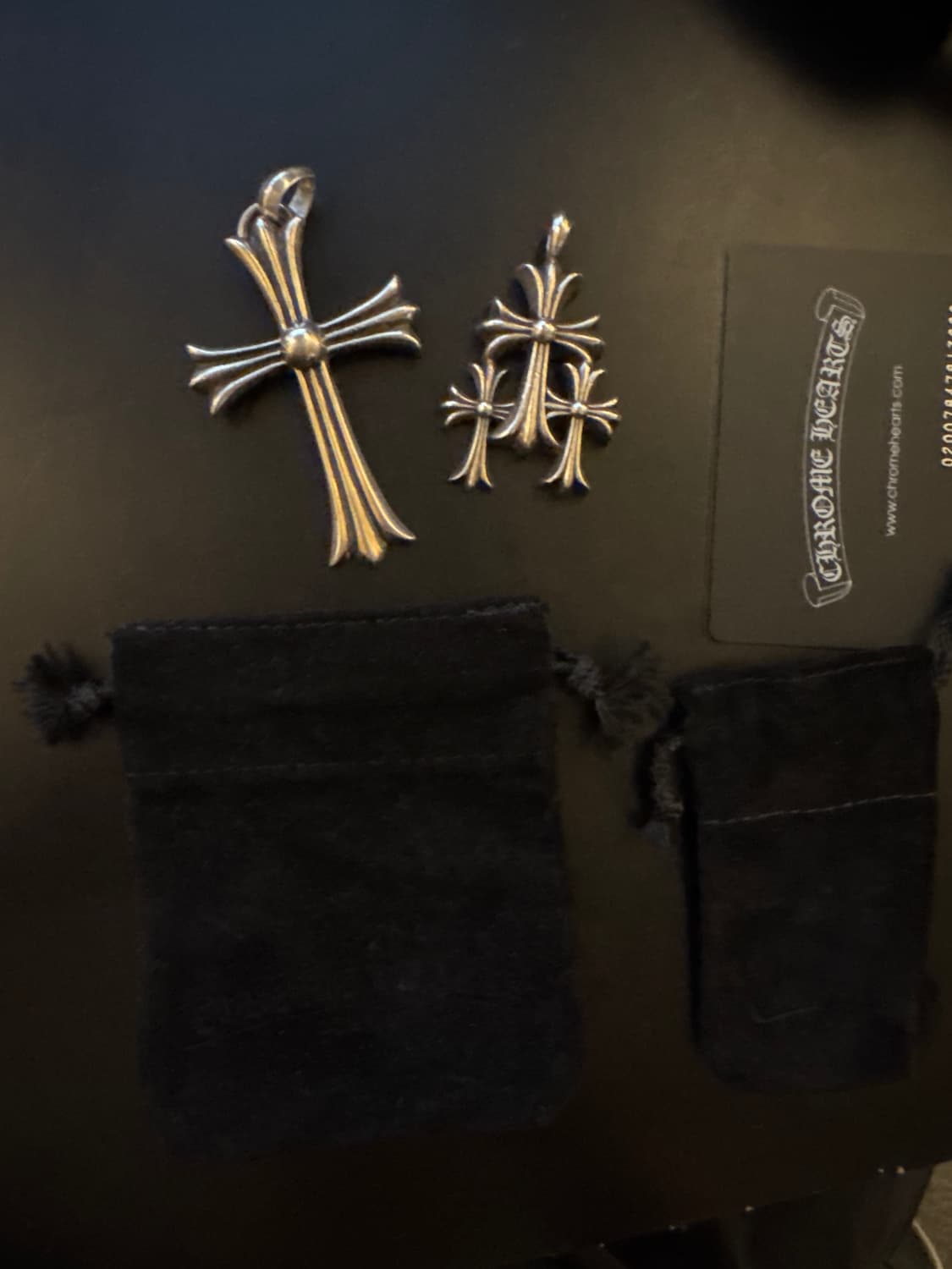 크롬하츠 라지 크로스 위드 베일 참 펜던트 & 트리플 크로스 상품이미지5