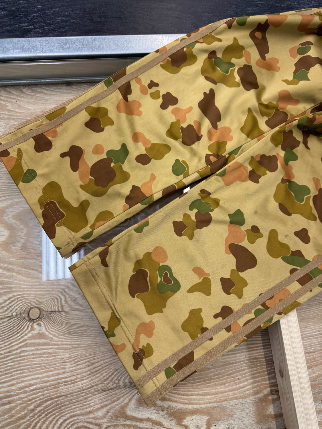 아디다스 3 스트라이프 파이어버드 카모 트랙 팬츠 상품이미지9