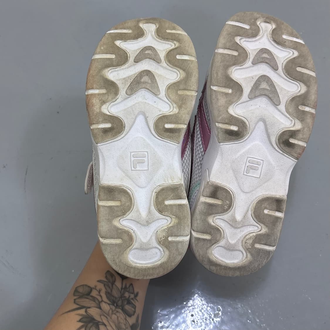 190 휠라 키즈 화이트 운동화 0407E2 상품이미지6