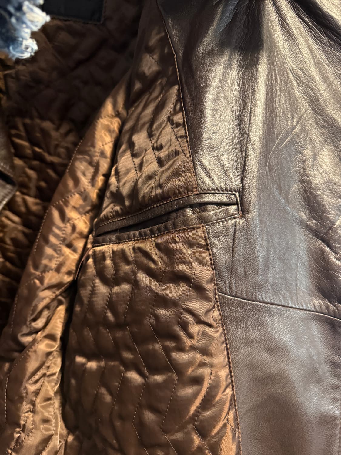 Designed by JINTEOK 진태옥 퍼카라 레더 플라이트 자켓  상품이미지4