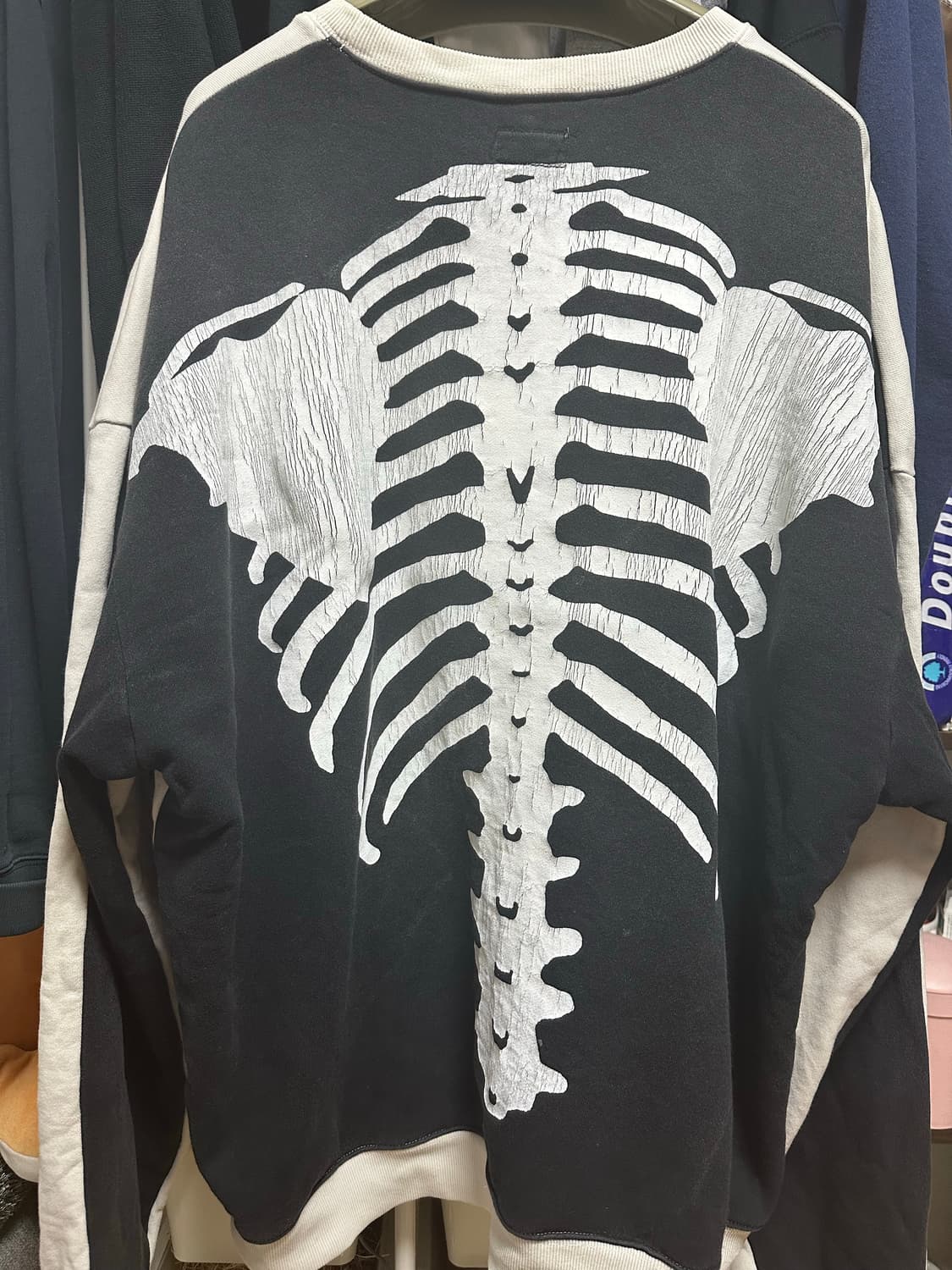 캐피탈 투톤 빅 플리스 스웻 셔츠  상품이미지1