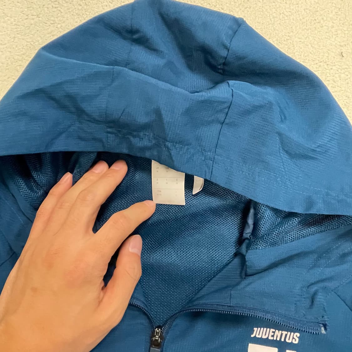 Adidas navy Juventus windbreaker 상품이미지6