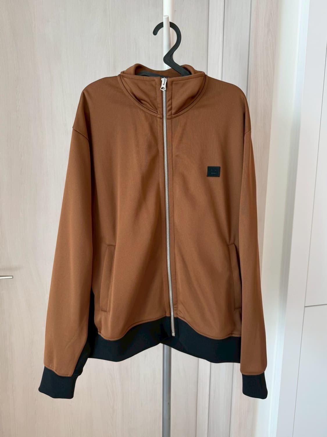 Acne Studios 브라운 페이스 로고 집업 자켓 S 상품이미지1