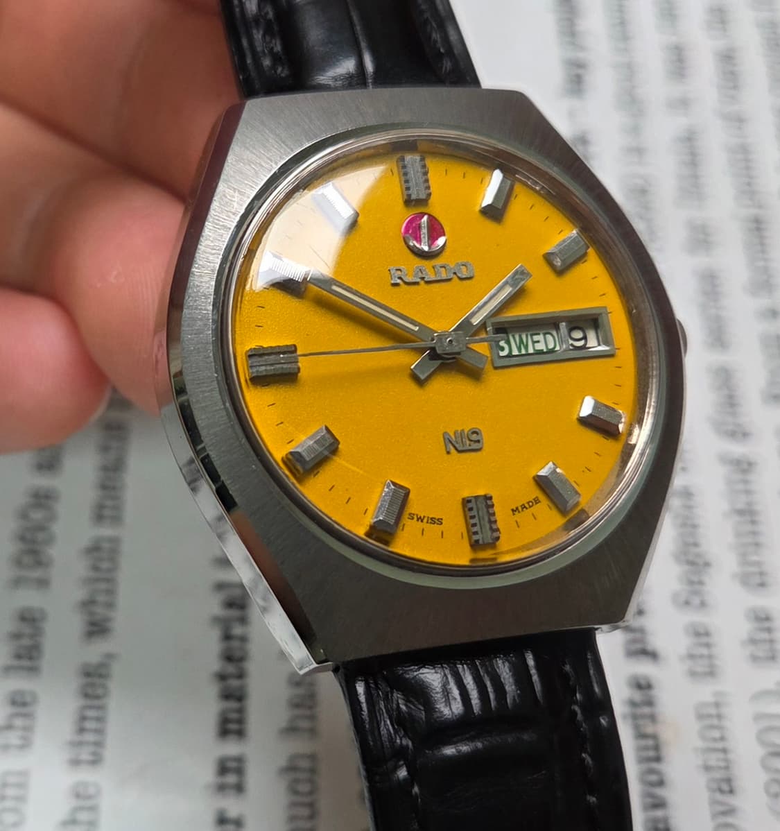 빈티지 라도 NI9 데이데이트 쿠션형 진노랭이 와이드보이 오토매틱  상품이미지10