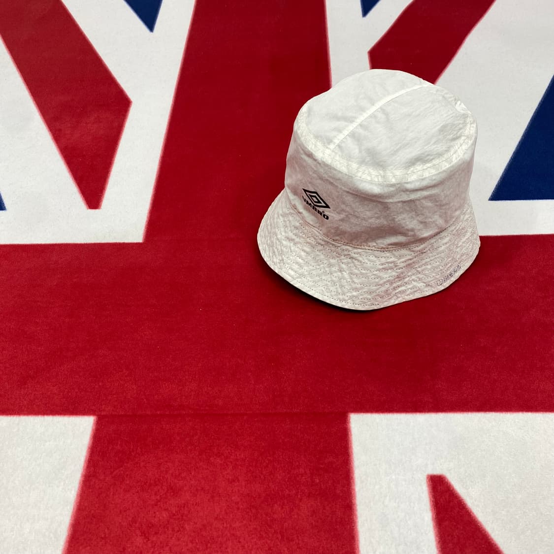 엄브로 리버시블 버킷햇 여성용 상품이미지1