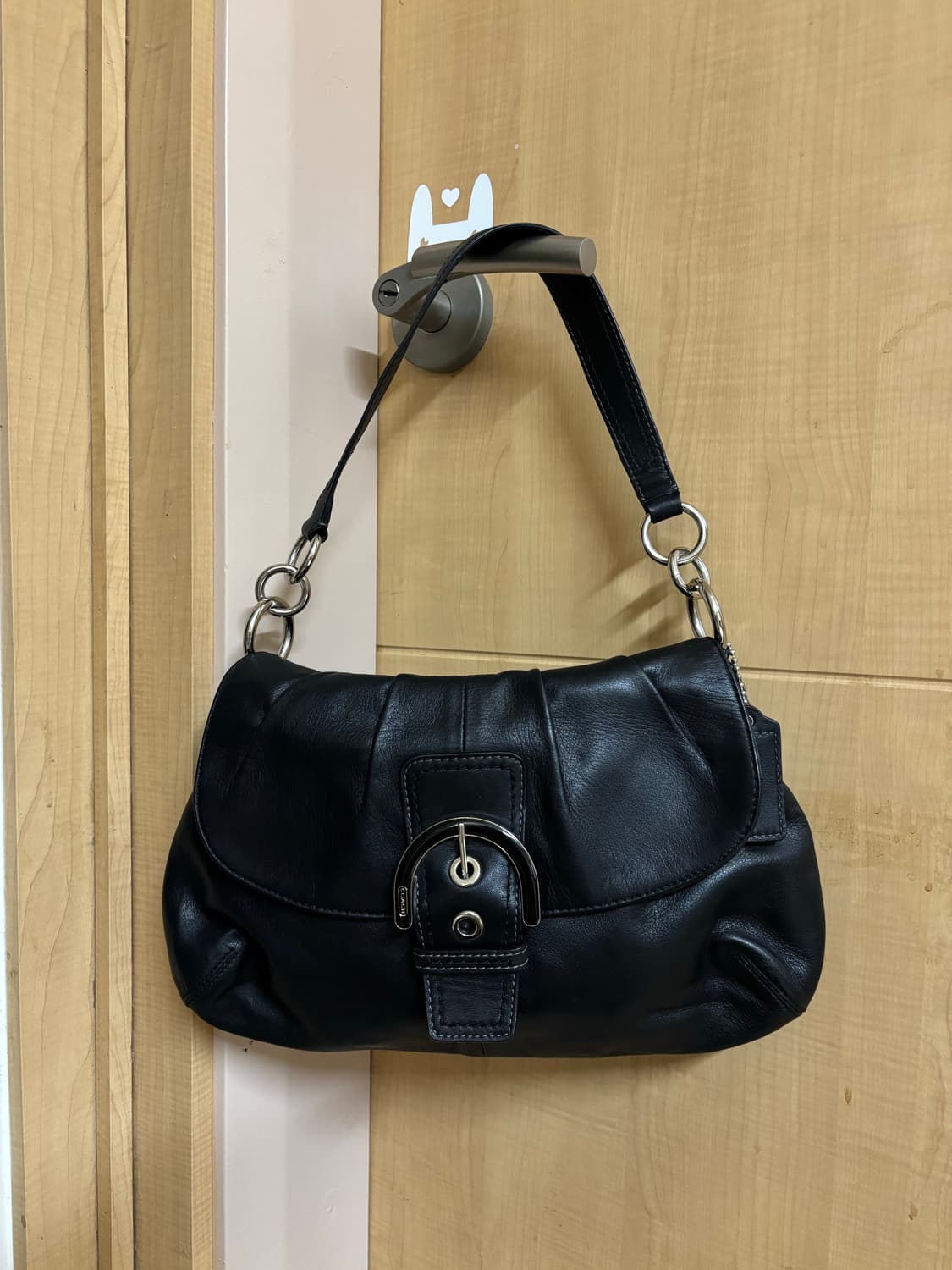 상태굿) 코치 블랙 레더 은장 숄더백 상품이미지3