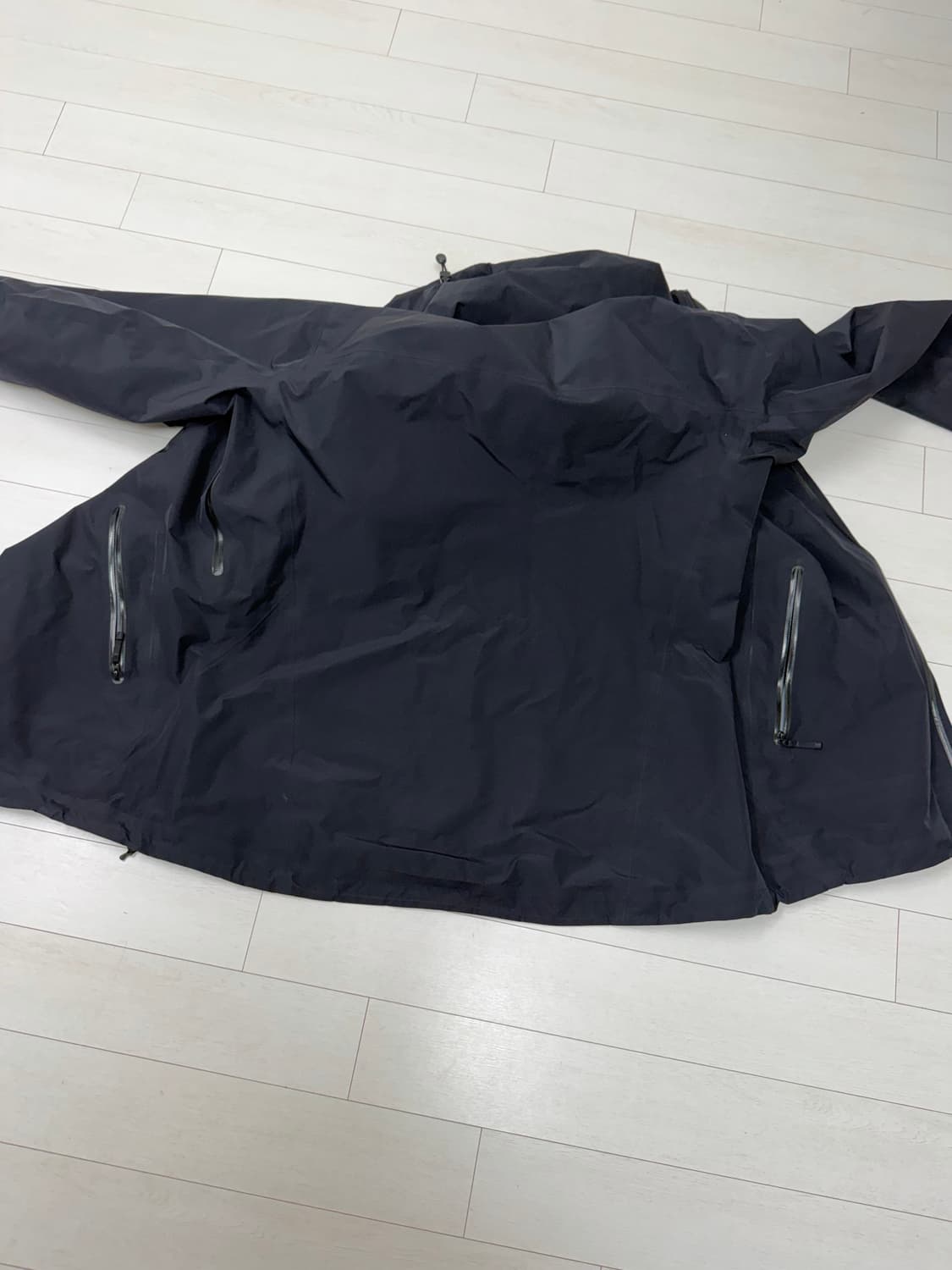 아크테릭스 베타 LT   XL 사이즈  먼저 가격이 낮은 이유 부터 말씀 상품이미지9