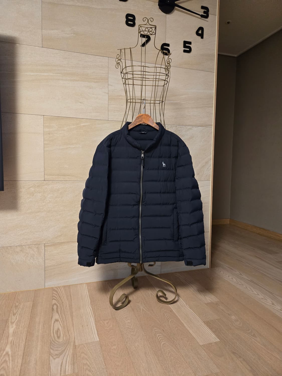 [105] 헤지스 남성 덕다운 경량 패딩 상품이미지1