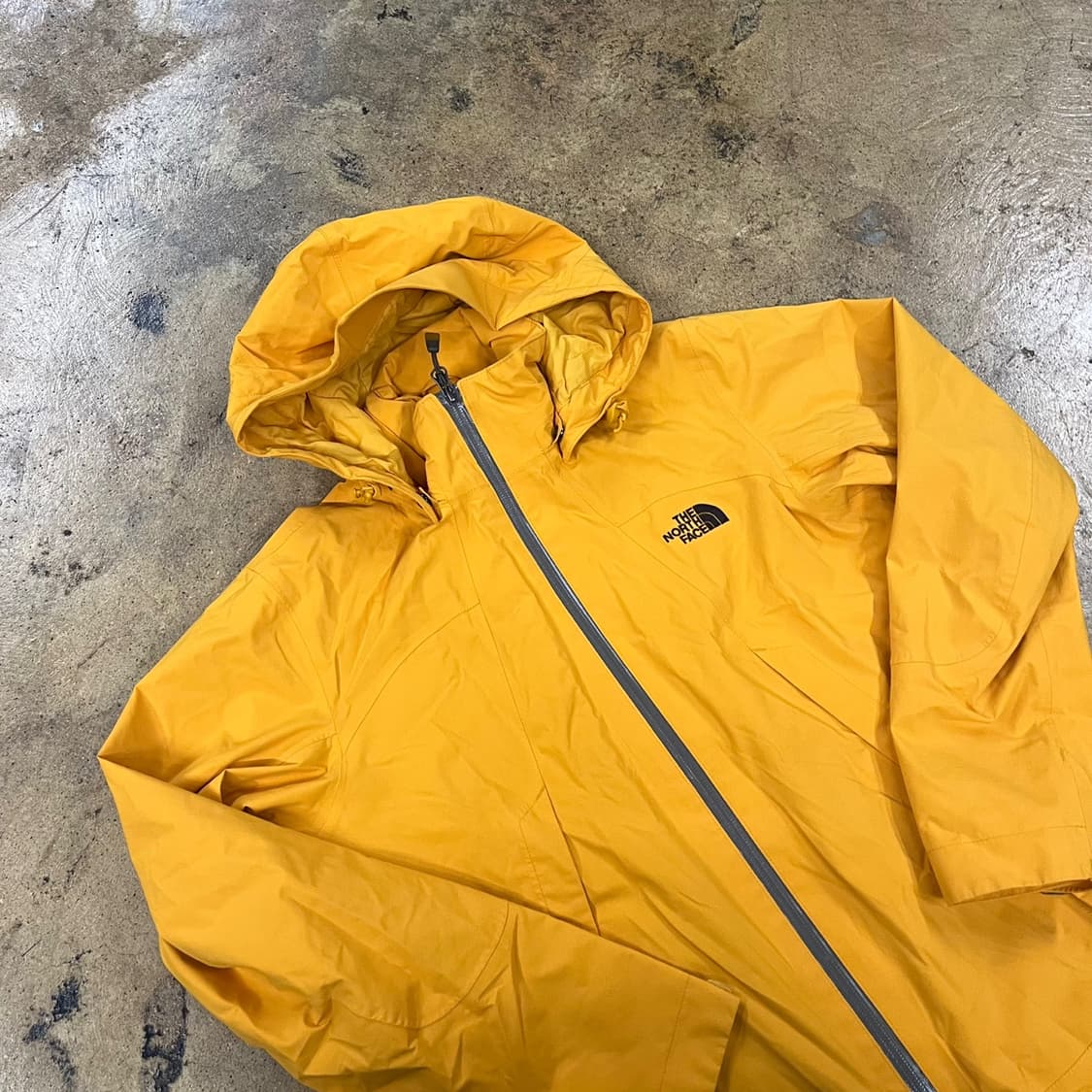 [정품/M] 노스페이스 옐로우 후드 바람막이 자켓 b13 상품이미지1