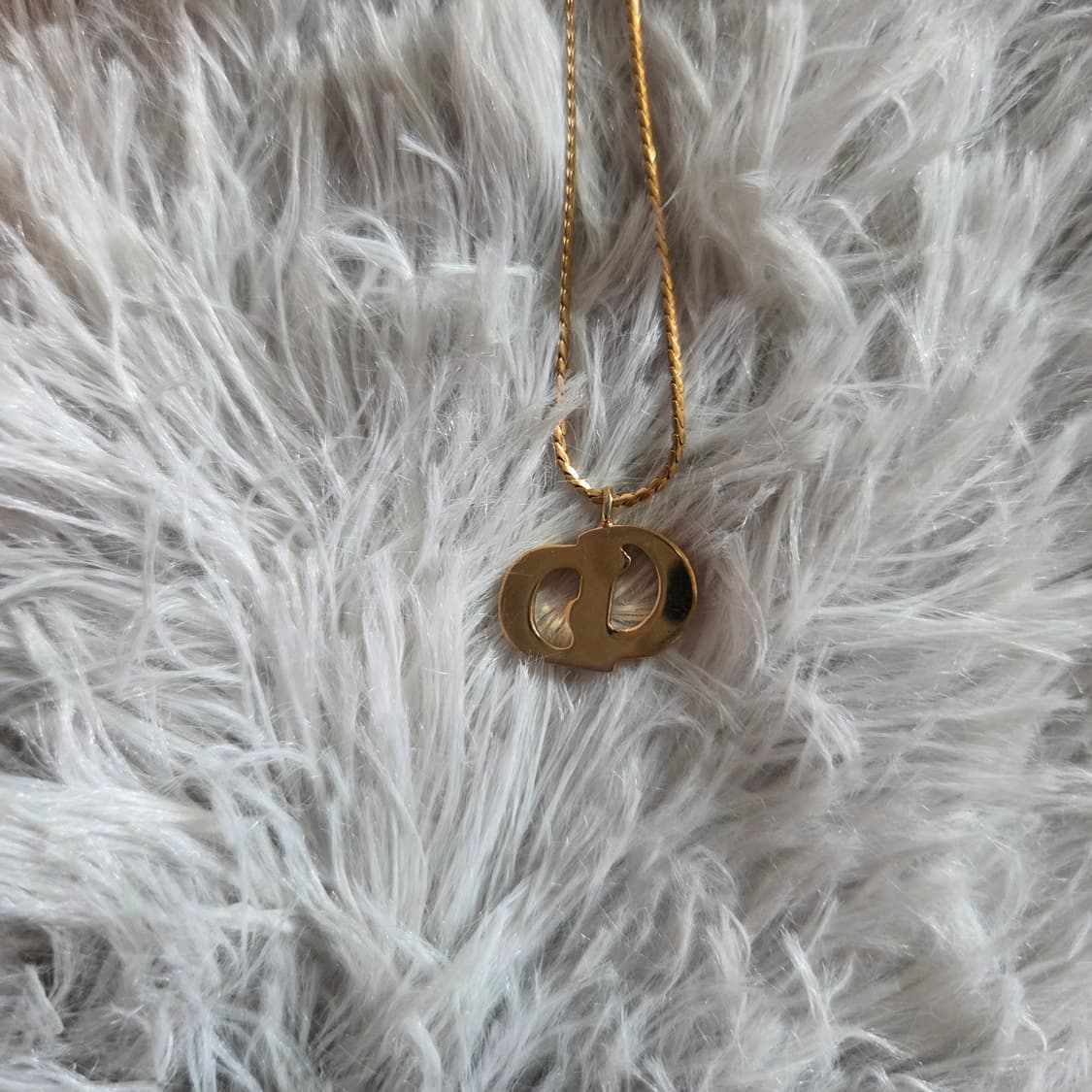 [정품] 디올 예리 CD 로고 목걸이 상품이미지4