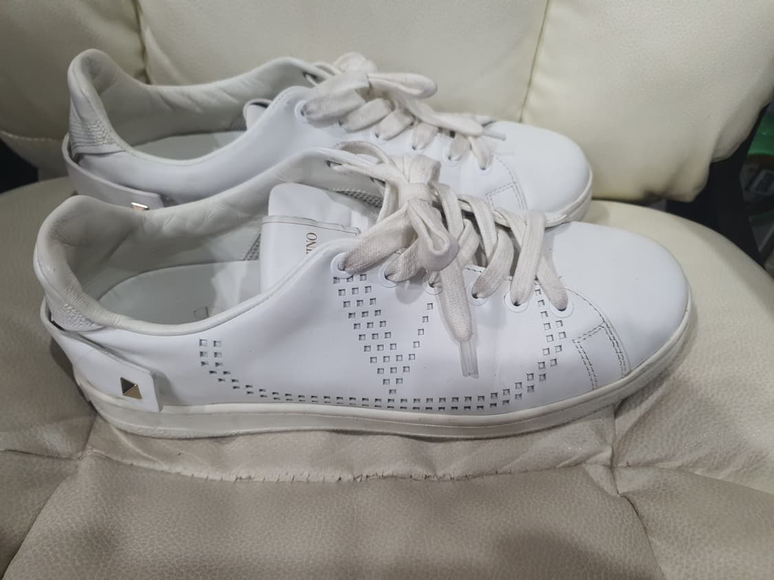 발렌티노 Garavani 흰색 스니커즈(정품) 상품이미지3