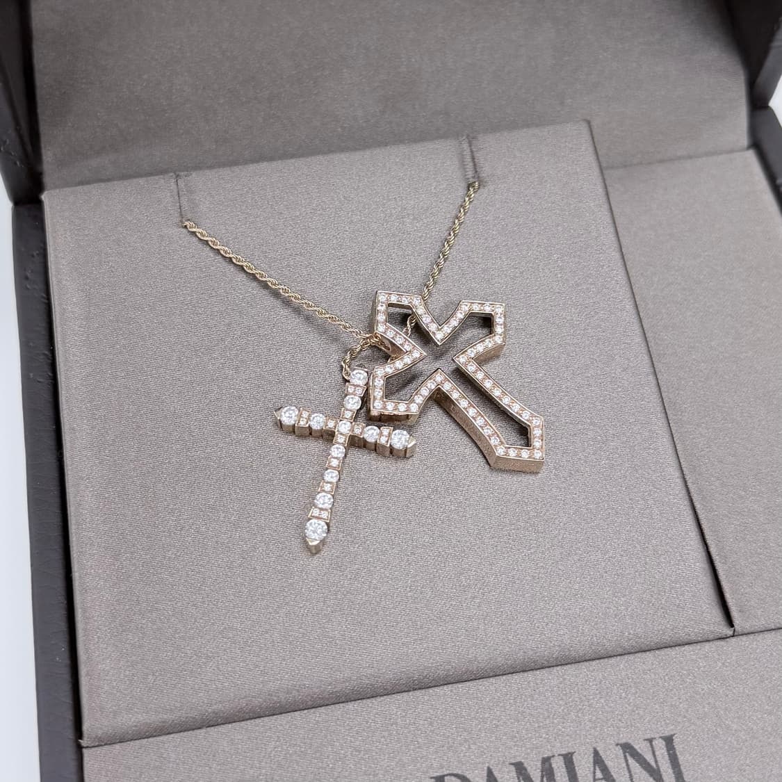 1100판매 [S+급/미디움] 다미아니 벨에포크 크라운 18k 목걸이 상품이미지6