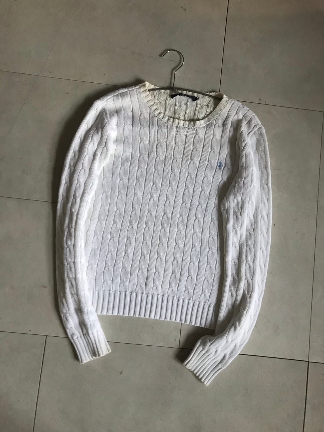 폴로 화이트 케이블 니트 상품이미지7