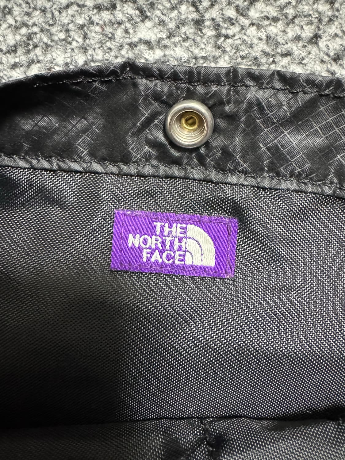 노스페이스 퍼플라벨 샤코슈 나일론 크로스백 상품이미지5