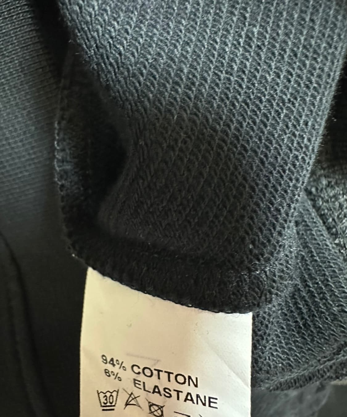 아이그너 한정판블랙 맨투맨 골드 로고  상품이미지7