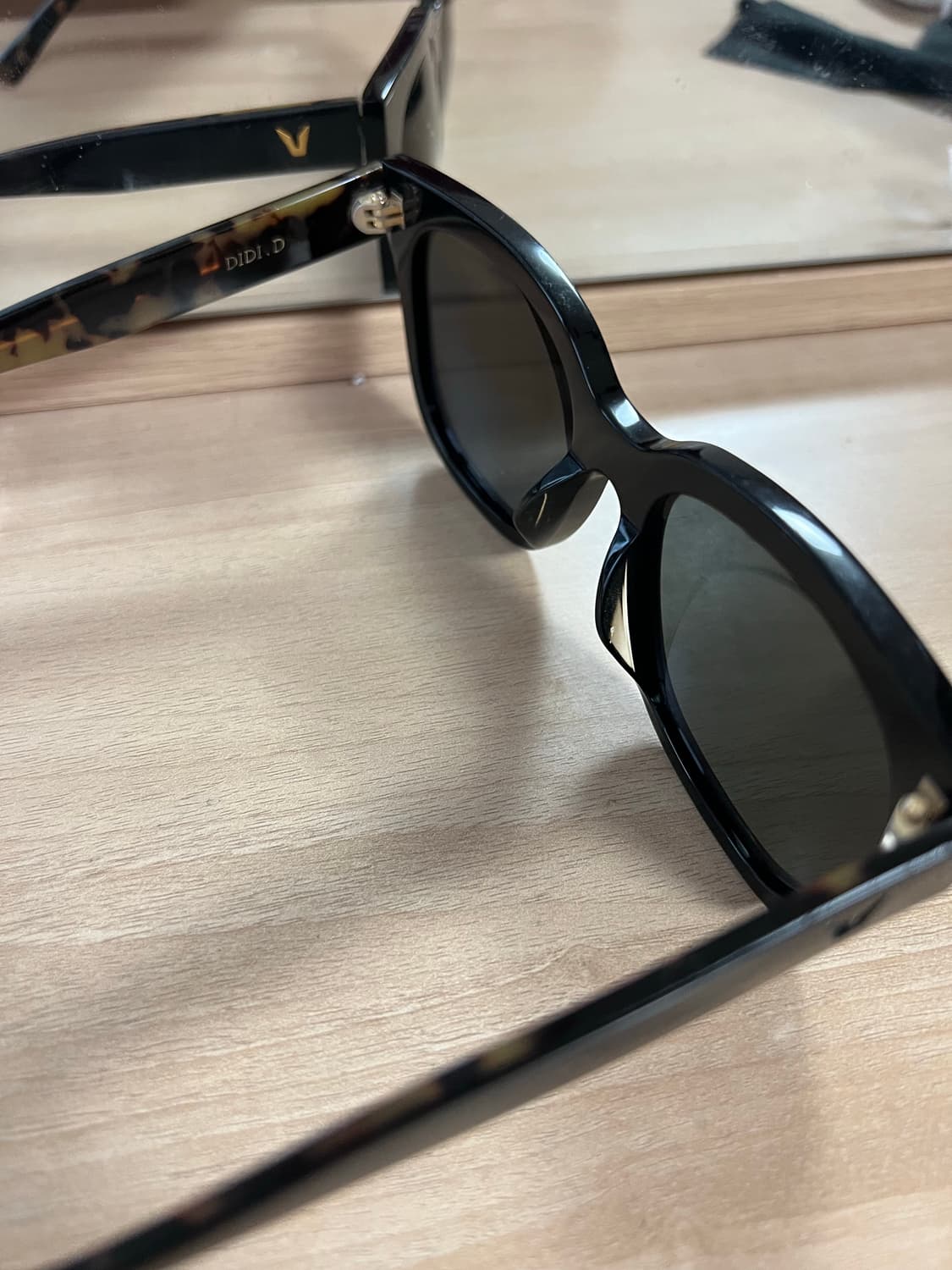 젠틀몬스터 Didi.D 블랙 선글라스 상품이미지5