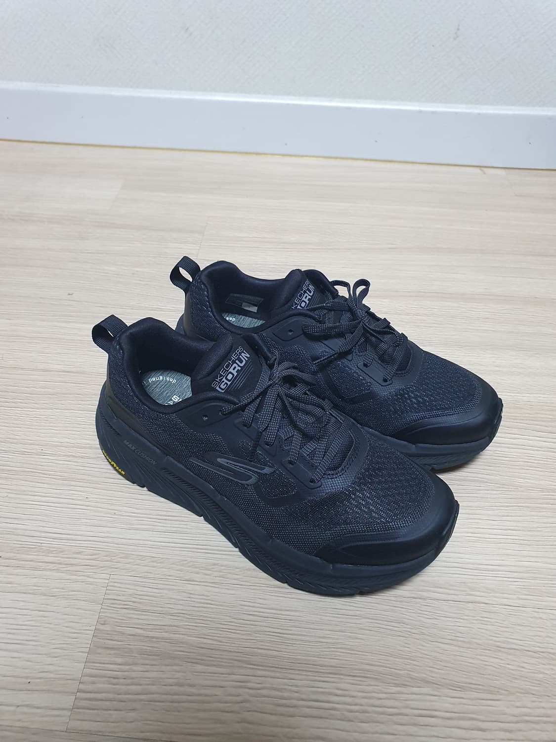 스케쳐스 맥스쿠셔닝 운동화 255 상품이미지2