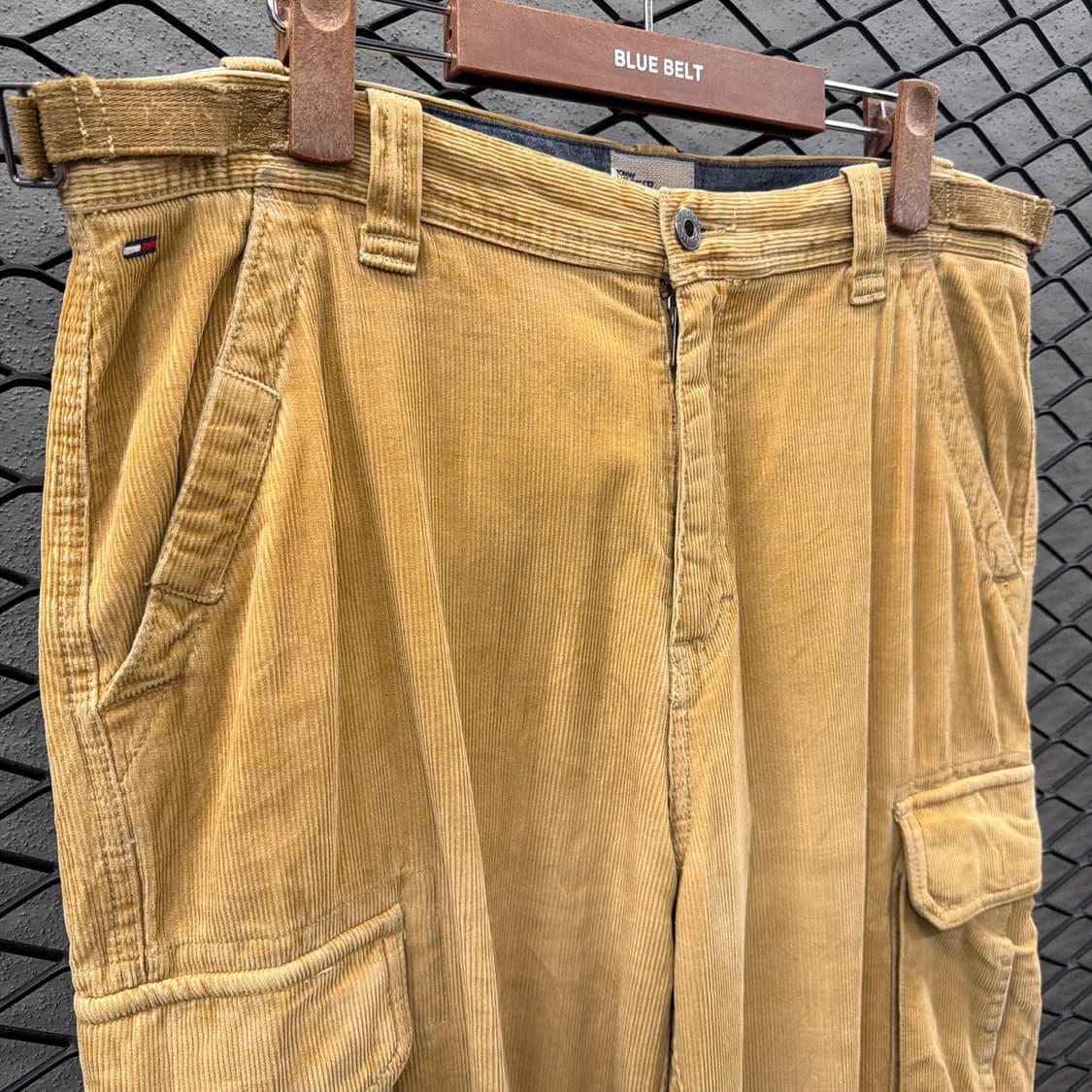 타미힐피거 코듀로이 워크팬츠 카고포켓 비조 디테일 카멜 상품이미지5