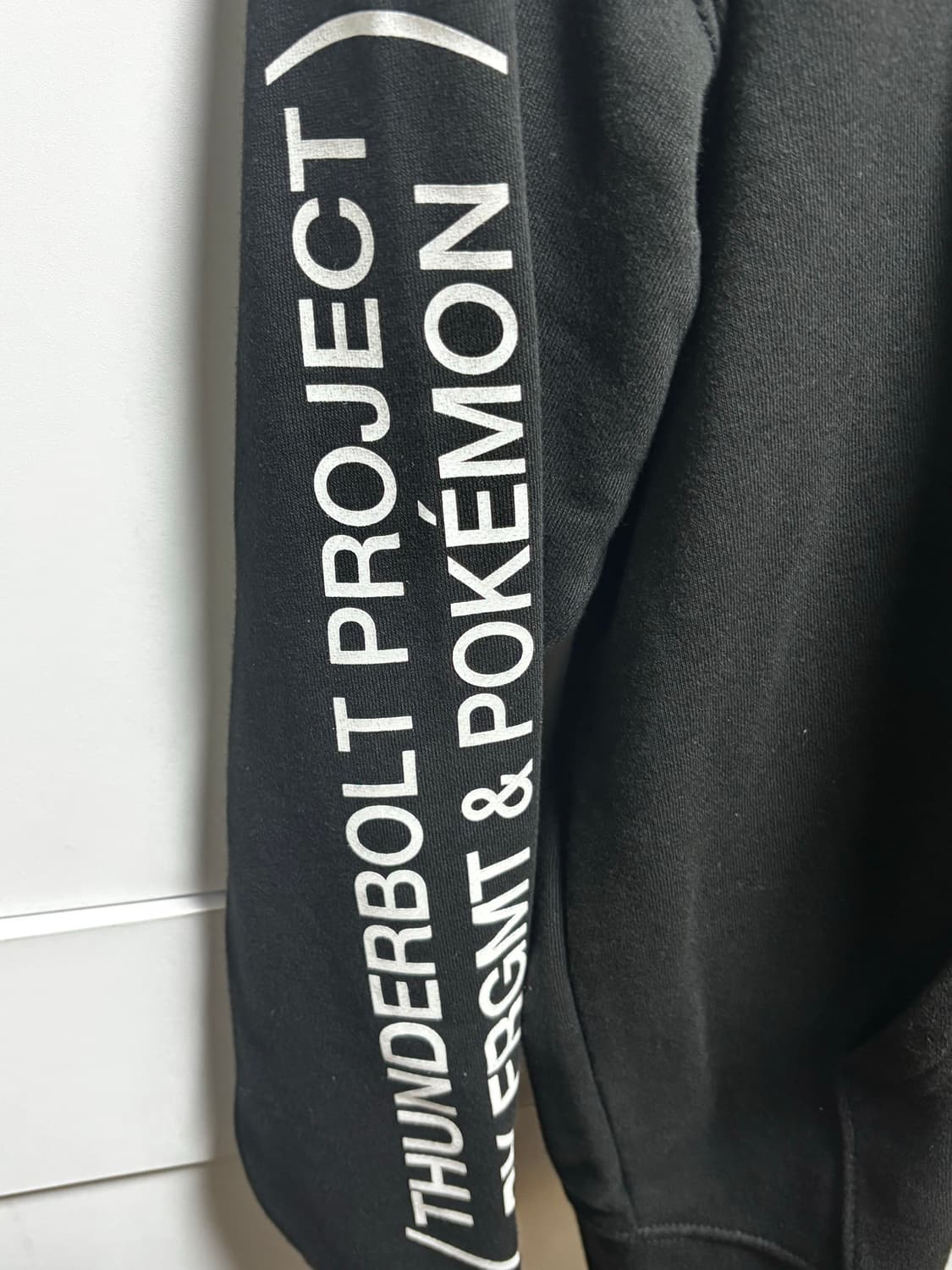 프라그먼트x포켓몬스터 한정판 후드집업 상품이미지5