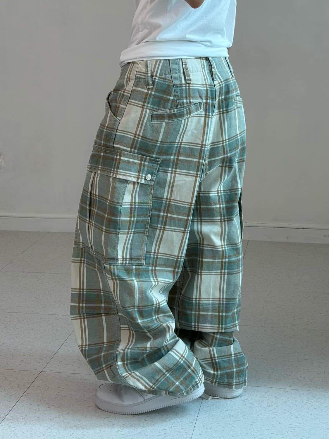 자라 루이지 체크 카고팬츠 상품이미지3