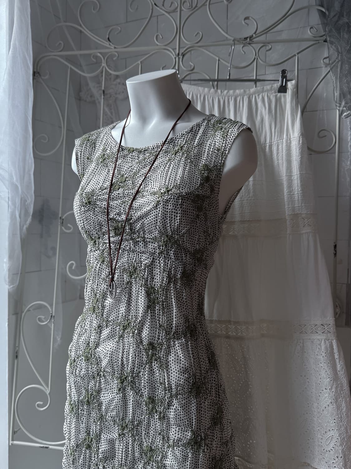 Embroidered Dot Seersucker Dress 0378 상품이미지2