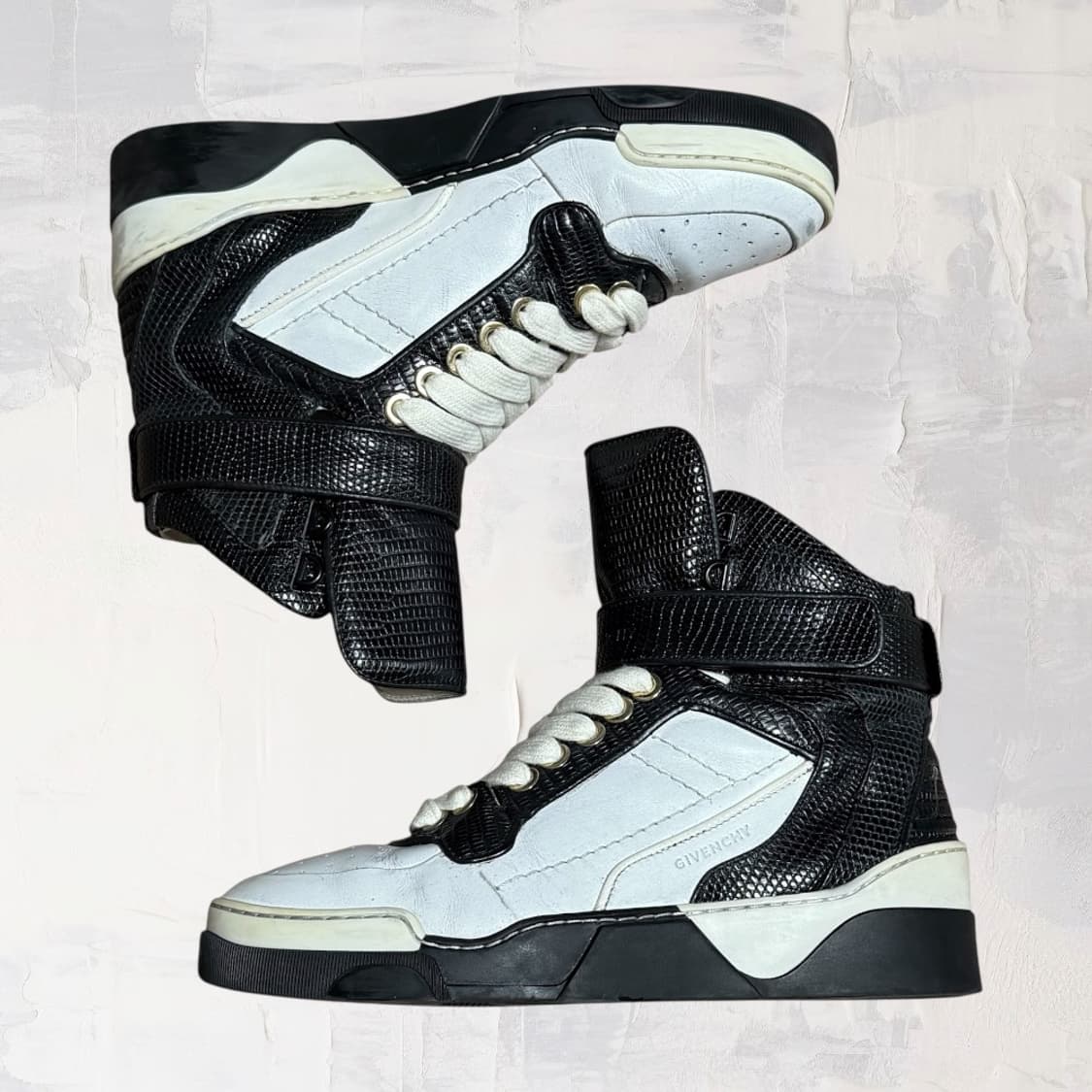 지방시 타이슨 스니커즈 40.5 상품이미지1