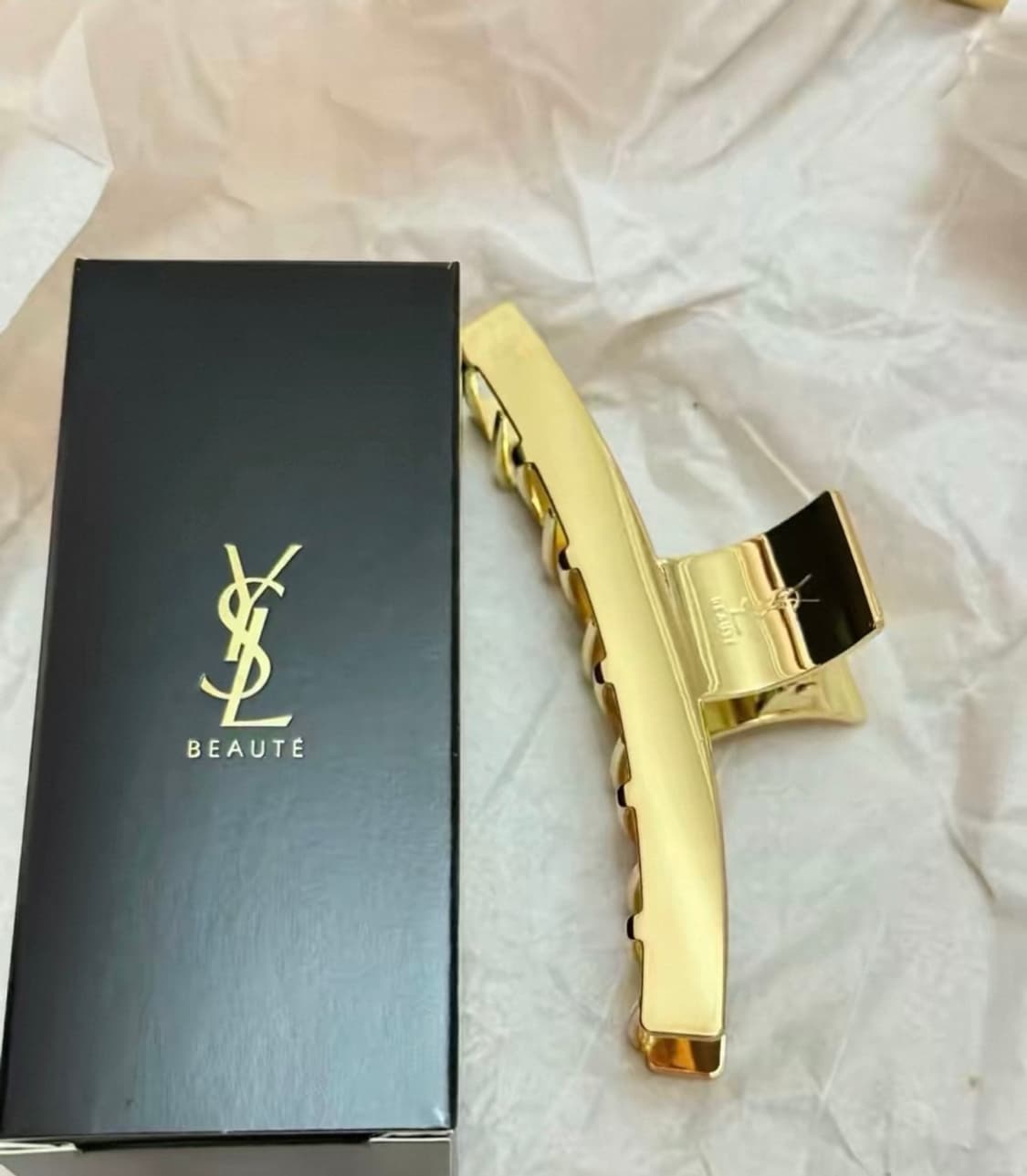  입생로랑 뷰티 헤어 클립 생로랑 집게핀 골드 기프트 상품이미지2