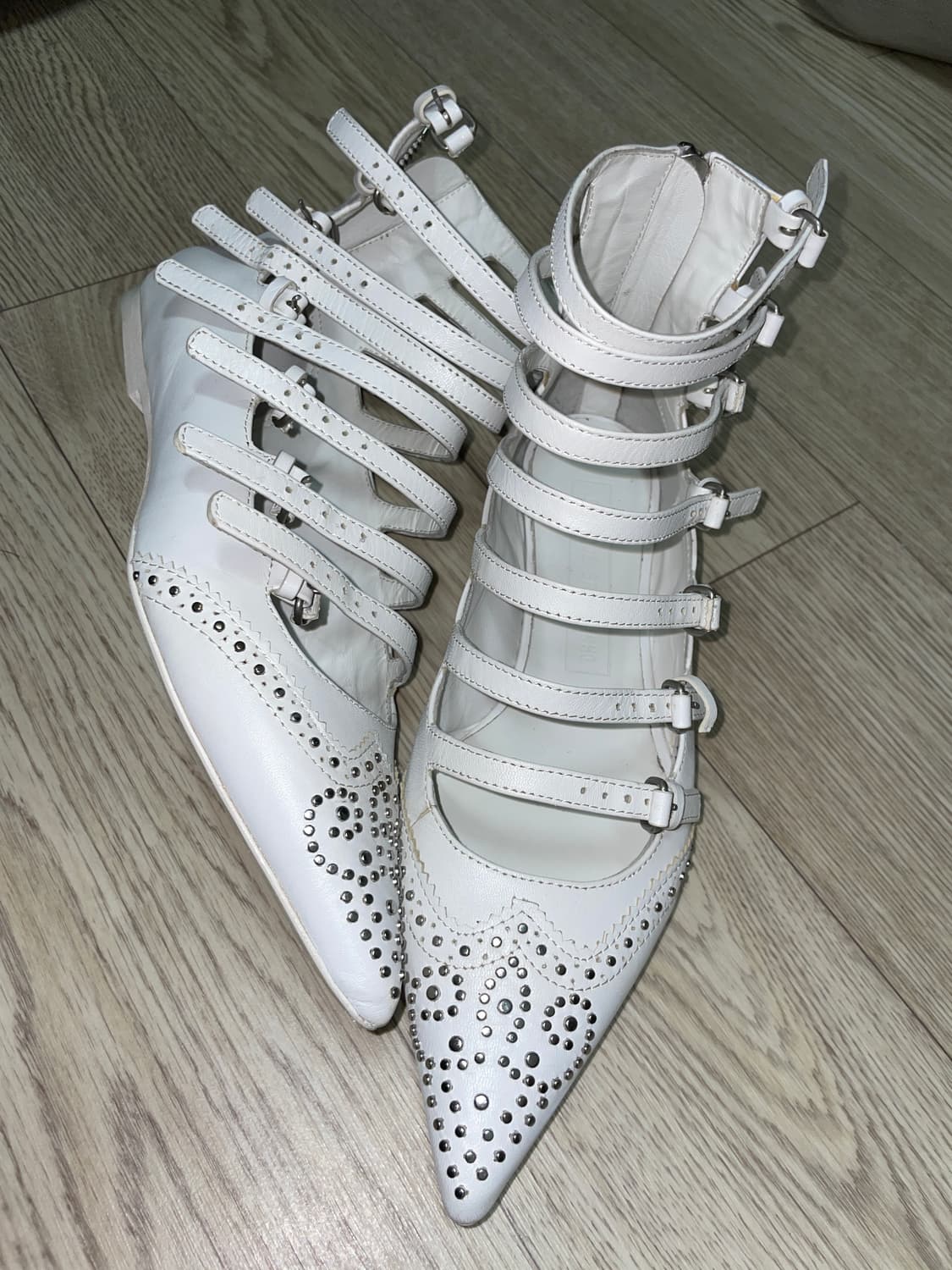 베로니크 브랑퀸호 스터드 플랫 상품이미지1