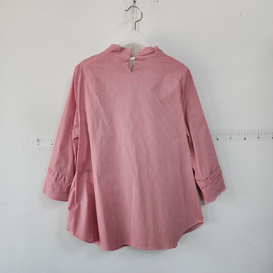 리본 진주 장식 레드 체크 패턴 블라우스 7부 상품이미지4