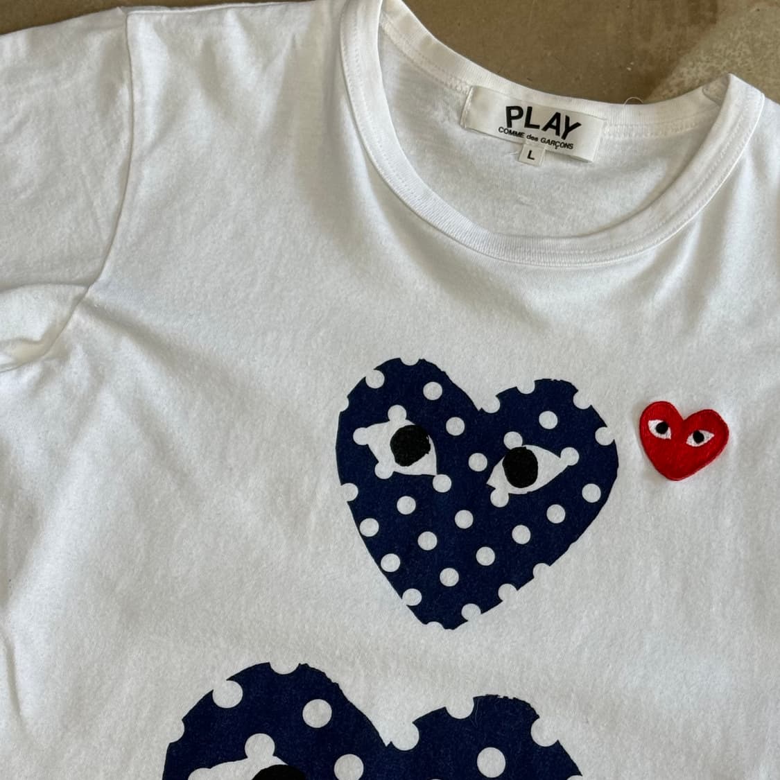 🫶🏻 꼼데가르송 여성용 폴카 도트 하트 화이트 반팔 티셔츠🫶🏻 상품이미지2
