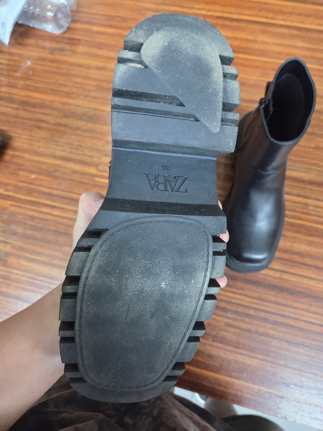 자라 트랙 솔 앵글 부츠 35 225  상품이미지4