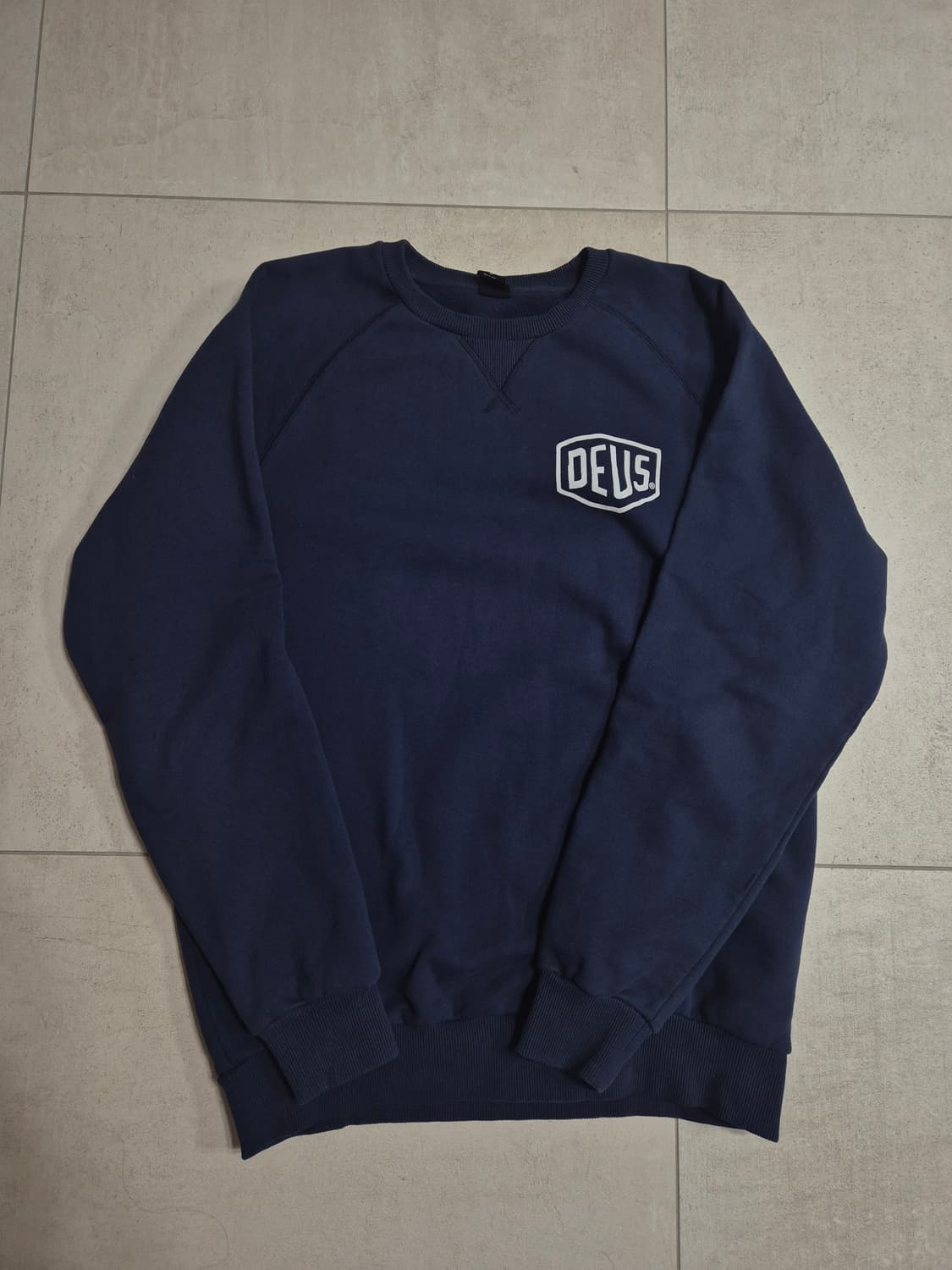 데우스엑스마키나 도쿄 맨투맨xl 상품이미지1