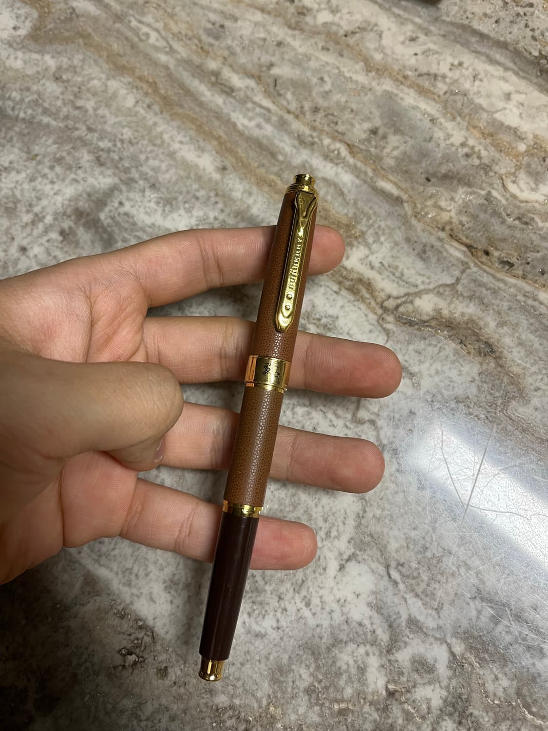 버버리 케리 샤프 상품이미지1